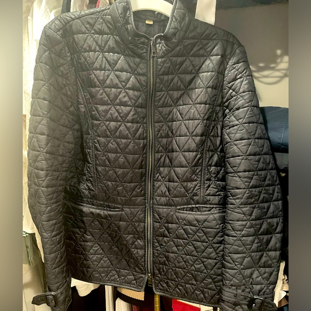 XL Tapered Waist Quilted Burberry Jacket